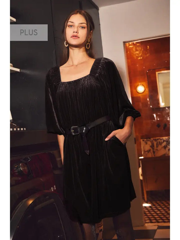 Curvy Girl Velvet Mini