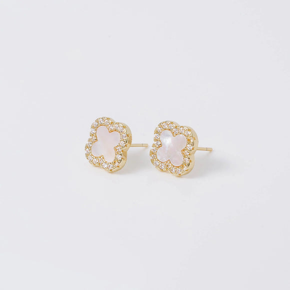 Mother of Pearl Quatrefoil Earring - Greige Goods