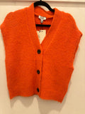 Bymillers Button Vest