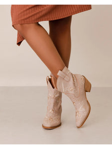 Corral Boot